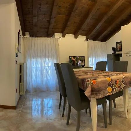 Anfite Aleardi Apartman